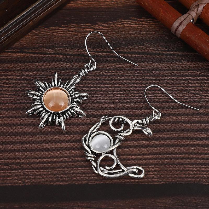 

1 Богемная ретро серьга солнце и луна, асимметричная серьга звезда и луна, подходит для повседневной носки и праздничных вечеринок