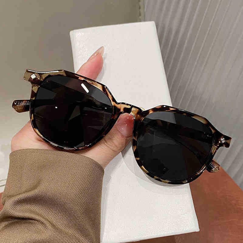 Ochelari de soare pentru UV Pentru Munte Mic B1309 [FEISEDY] Femei, UV400, Protecție, Elegant, Condus, Pescuit, Alpinism, Cumpărături, Călătorii, Față, Unisex,