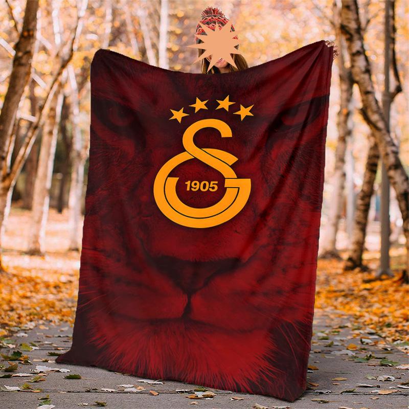 Galatasaray Flannel Blanket Soft Warm All-Season Throw, Design for Camping, Car Travel, Hiking Sofa, Bed, Office Perfect Gift for Parties