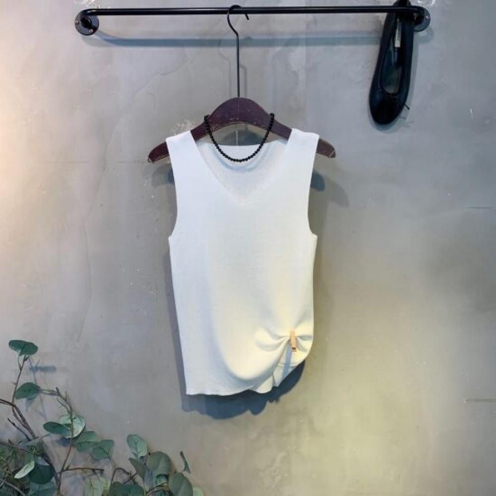 C S In The Room Keddy V neCk Solid SleeVeleSS Knit 4 ColorS