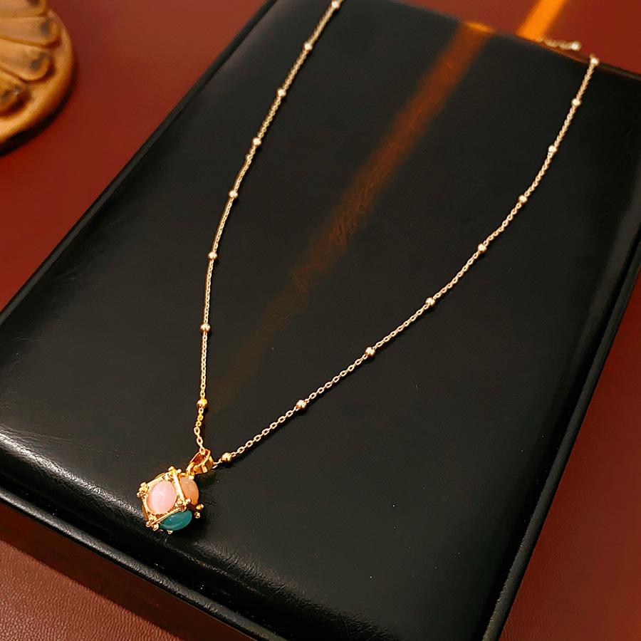 Stone Rubik's Cube Niche Light Luxury Versatile Exquisite Necklace