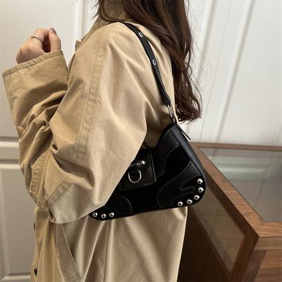 New Spring and Summer Millennial Babes Ins Hand-held Underarm Bag Niche Retro Fashion Commuter Bag Messenger Bag Tide