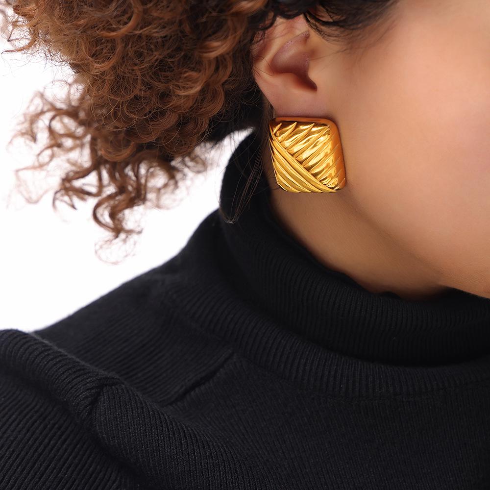 18K Gold Plated Titanium Steel Striped Earrings - European & American Style, Simple Niche Design, Non-Fading Fashion Accessory.