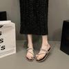 Rhinestone thin strap flat bottom set of toe slippers for women's summer wear new fashionable versatile skirt beautiful cool slippers