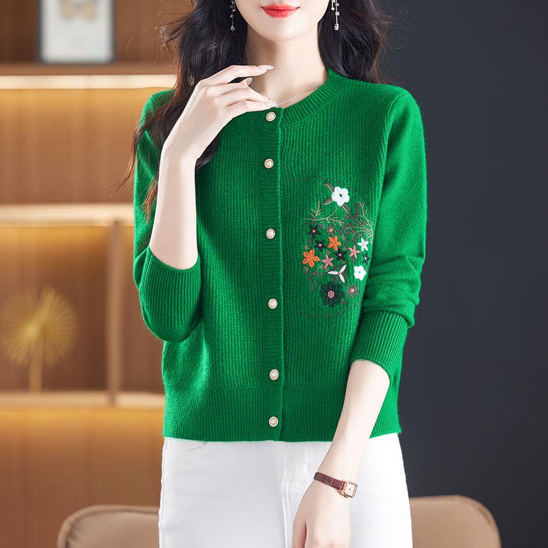 Ethnic-Style Embroidered Knit Cardigan Jacket for Women - Spring/Autumn Loose Fit, Stylish Short Top