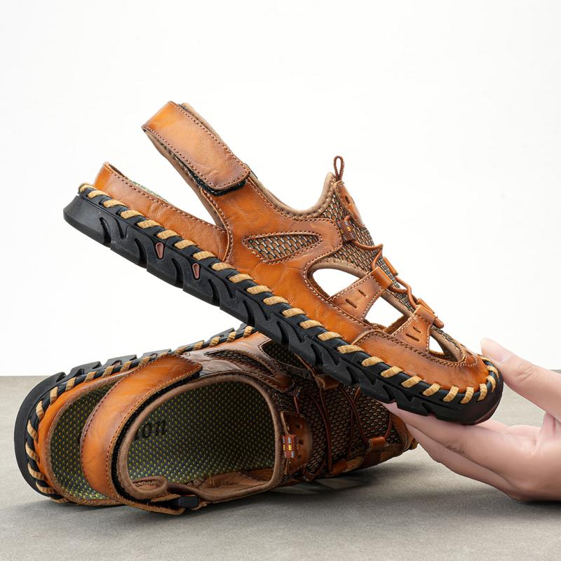 Leather Men Water Beach Sandals Summer Outdoor Casual Closed Toe Sports Sandals Non-slip Soft Hiking Wading Sneakers