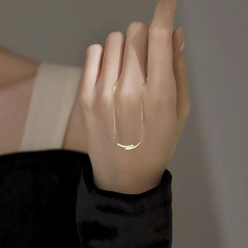 Women's Layered Smile Necklace: Chic Lock Chain, Personalized Light Luxury Jewelry