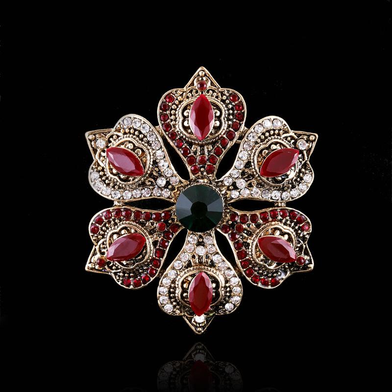 Baroque Style Vintage Women Men Crystal Brooch Retro Badges Lapel Pin Party Corsage Jewelry Accessories