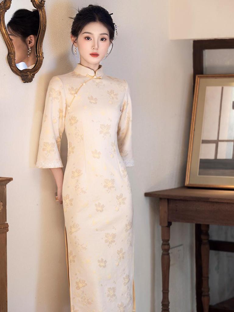 New Retro Chinese Style Slimming Cheongsam - Young & Elegant Autumn/Winter Edition