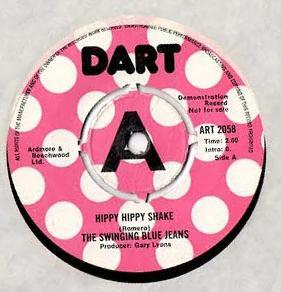 

7inch Record SWINGING BLUE JEANS - Hippy Hippy Shake ART2058PROMO DART 1976 UK Rock Used