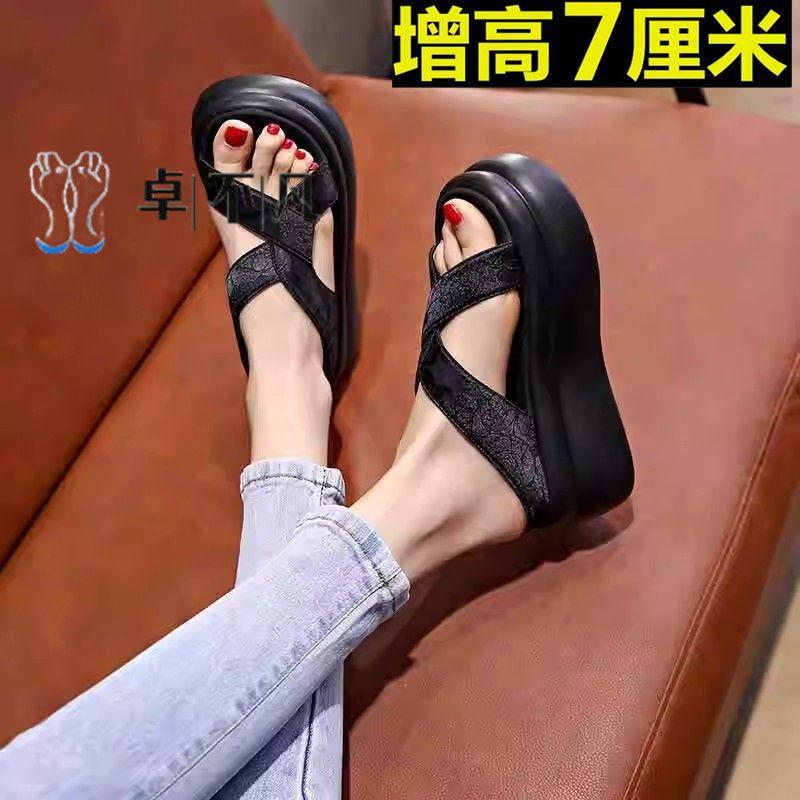 Silné cool pantofle na léto pro ženy, nové muffin, malý muž, sandály na vysokém podpatku s měkkou podrážkou, pohodlné na pláž u moře