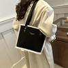 Winter Contrasting Color Matte Plush Bag Women's New Trendy Portable Bucket Bag Personalized Shoulder Vegetable Basket Bag