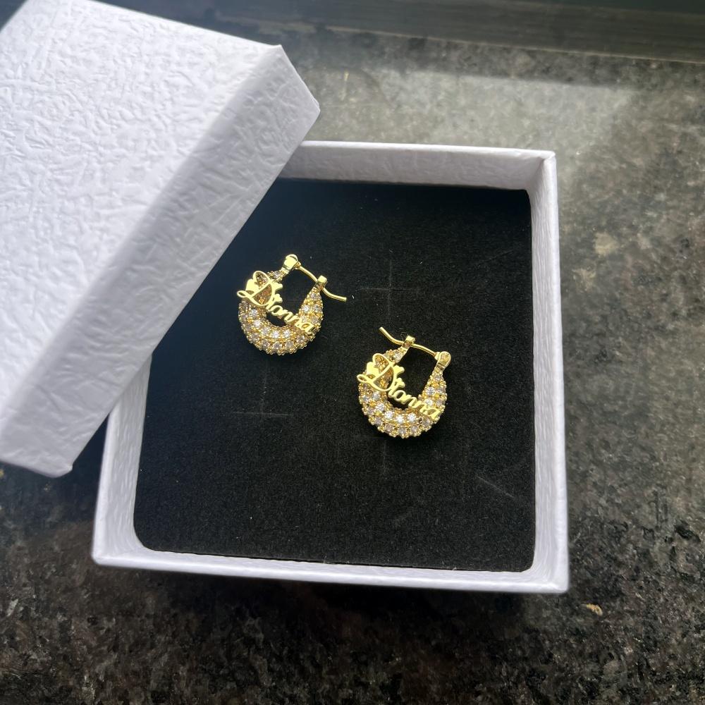 QIUHAN ODM Personalized Ice Out Bling Diamond Earrings 15mm for Kids Custom Name Hoops Earrings