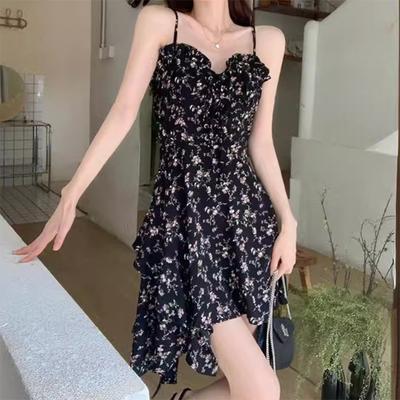 Pure Desire Französisches Camisole-Kleid mit Blumenmuster, sommerlich feminines Temperament, süße Taille, schmaler kurzer A-Linien-Rock, vielseitig einsetzbar