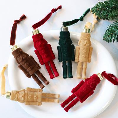 Quebra-Nozes Flocado Enfeite Pendente Estátua de Quebra-Nozes Decorativa Pingente de Soldado de Natal Decoração de Árvore de Feriado