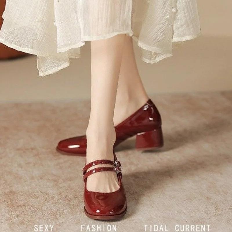 Fashion Women's Shoes Quality Patent Leather Thick Heel Shallow Mouth Single Shoes Mary Jane Shoes Square Toe Design Dress Pumps