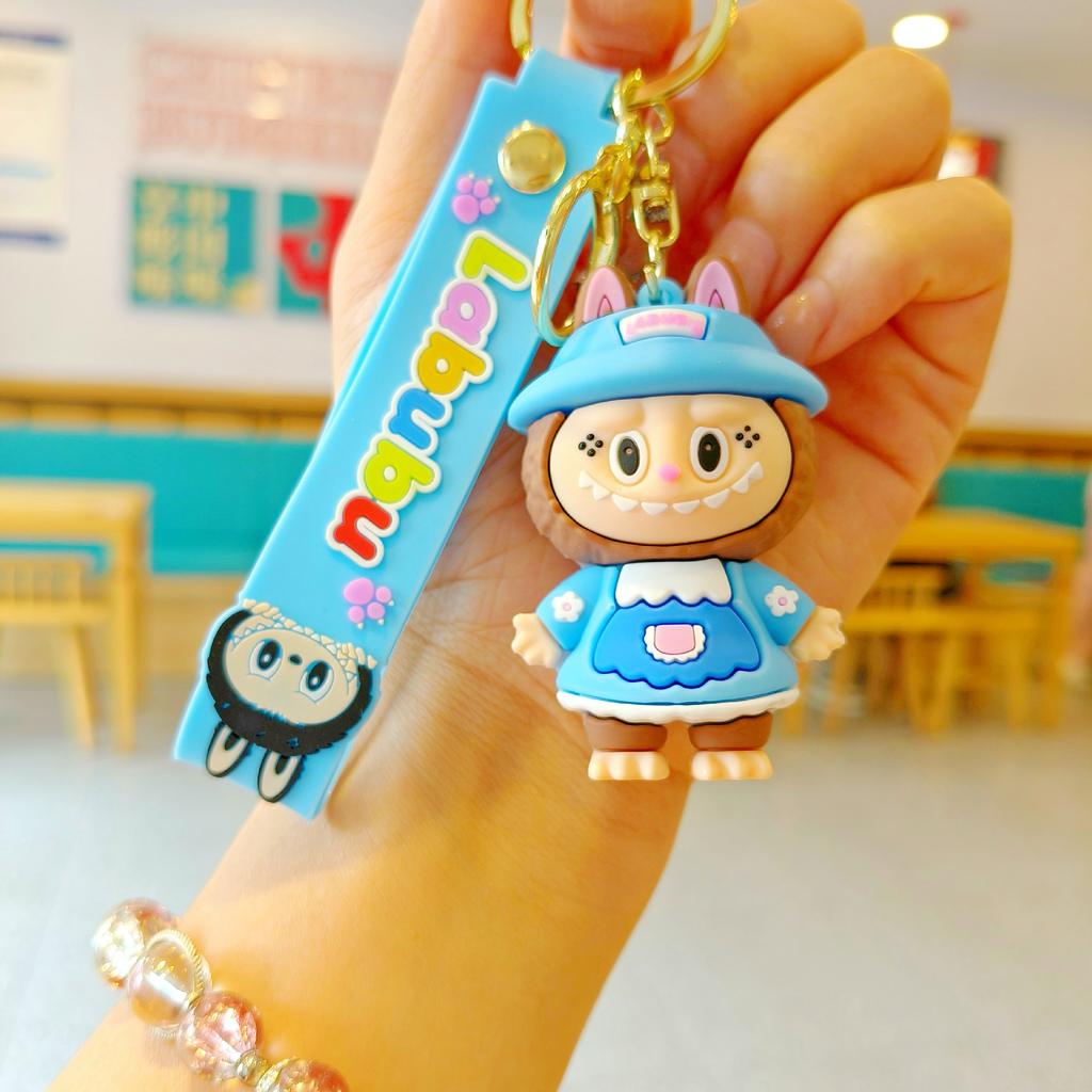 Crossdressing Tecknad Nyckelring, Söt Docka Skolväska Hänge, Dockmaskin Liten Gåva.