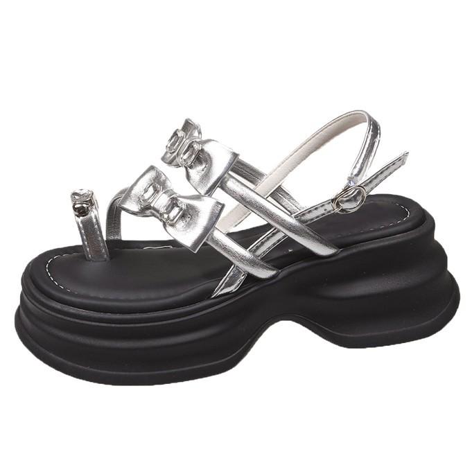 Fairy Style Temperament Round Head Thick-soled Slippers 2025 Summer New Set of Toe Sandals Outer Wear Versatile with Skirt Cool Slippers