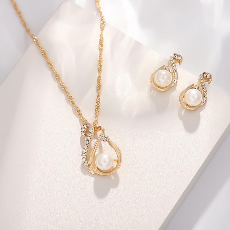 Pearl Butterfly Jewelry Set Oil Drop Butterfly Charm Pearl Bracelet Earrings Necklace Girls Jewelry Set