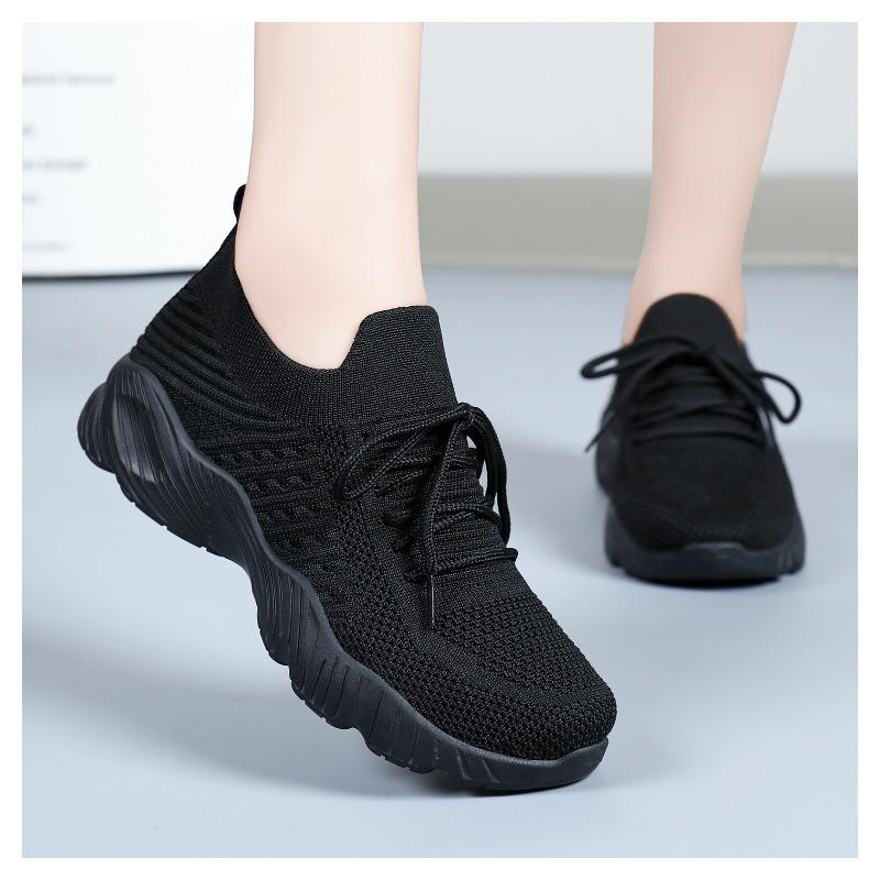 Women's Breathable Knit Mesh Casual Sports Shoes, Lightweight Solid Color European Style Footwear, Available In Large Sizes.