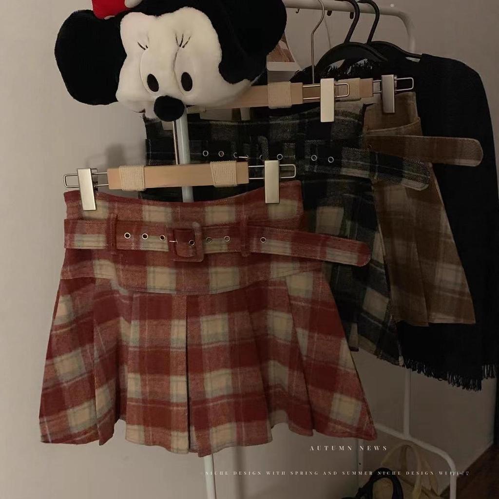 Plus Size Plaid Wool A-Line Belted Skirt - Autumn/Winter, Red, High Waist, Petite Short Skirt for 200 Jin