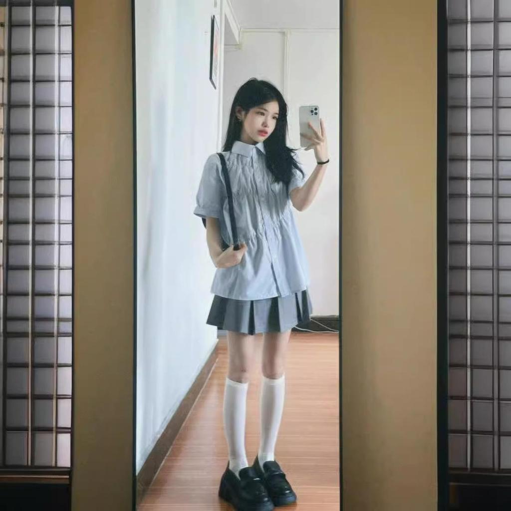 Women's Blue Short-Sleeve Preppy Blouse: Summer Sweet, Loose Fit, Korean-Style Ruffled Top