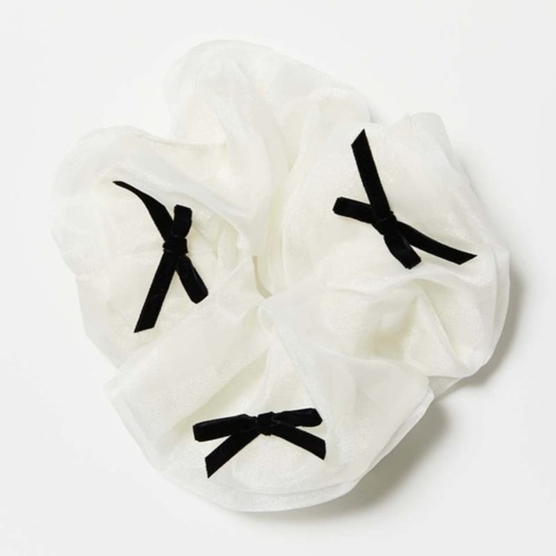 hish petit gingham scrunchie - white