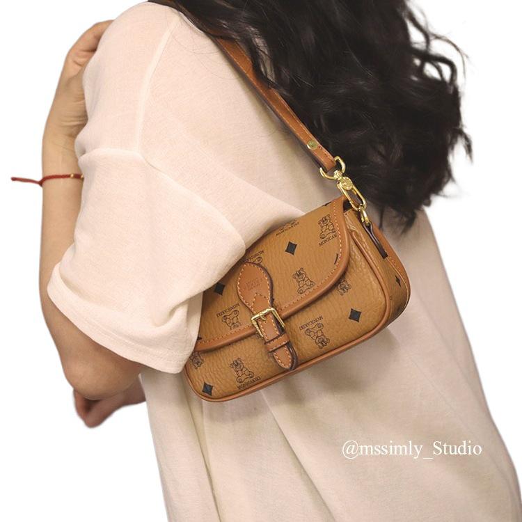Elegant Summer 2025 Women's Mini Crossbody Bag - Chic, Light Luxury for Everyday Commute