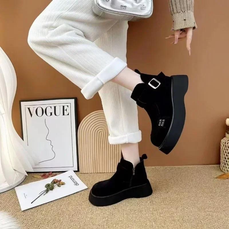 Kožešinové dámské platformové kotníkové boty semišové ploché módní boty žena 2025 trend zima návrhářské vycházkové teplé ležérní dámské sněhule