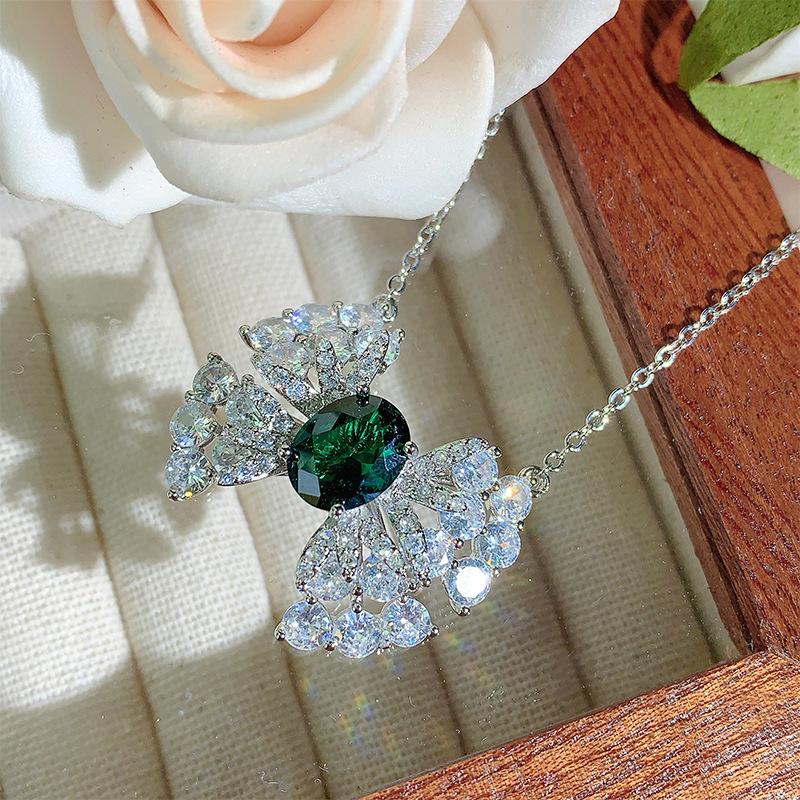 

Новый комплект ювелирных изделий Аксессуары Ожерелье Серьги-гвоздики Изумрудные Модные Легкие Роскошные Бабочки Женские Универсальные