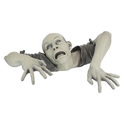 Decorative Zombie Figure Crawling Through Graveyard for Outdoor Garden Decoration, Halloween