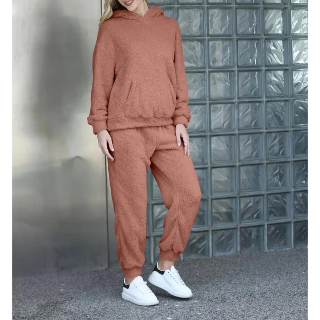 Autumn and Winter Solid Color Women's Clothing, Hooded Long Sleeved Patch Pocket Casual Pants Home Two-piece Set