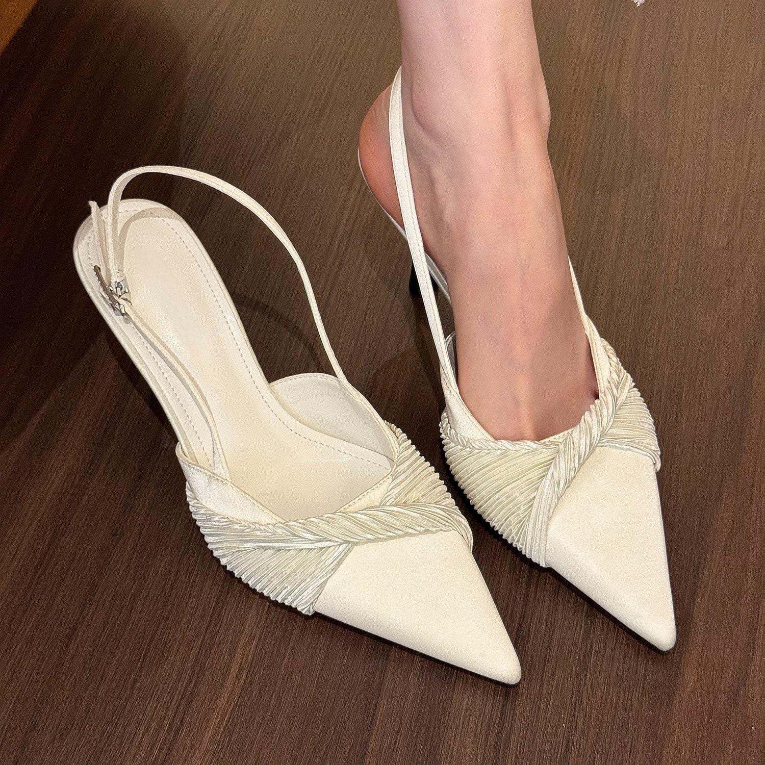 

Beauty! White pointed wrinkled stilettos women s spring empty sandals 40 чорний