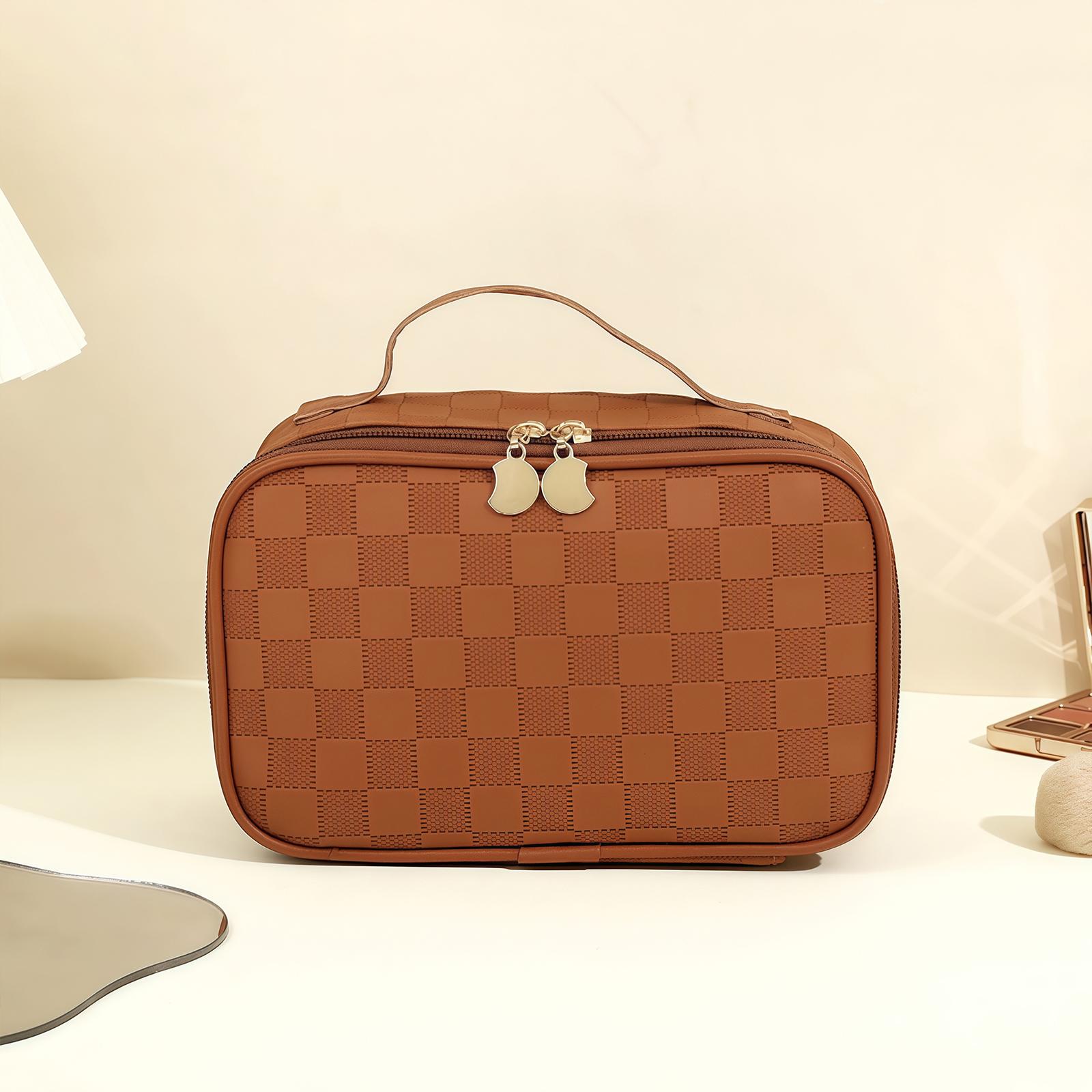 

Small floral PU makeup bag, small portable travel toiletry bag, cosmetic and skincare product storage bag.zwq коричневый