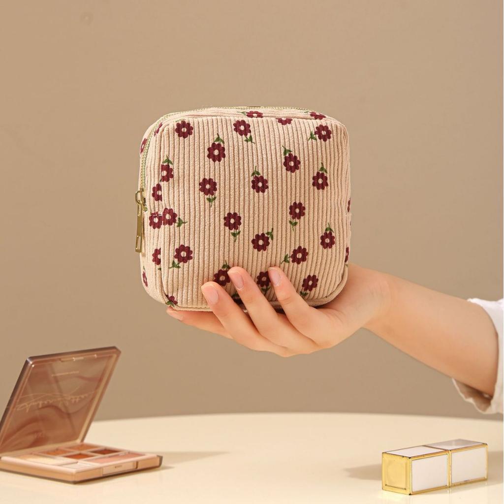 Portable Sanitary Napkin Storage Pouch Mini Travel Period Bag for Women Girls Hygiene Organizer