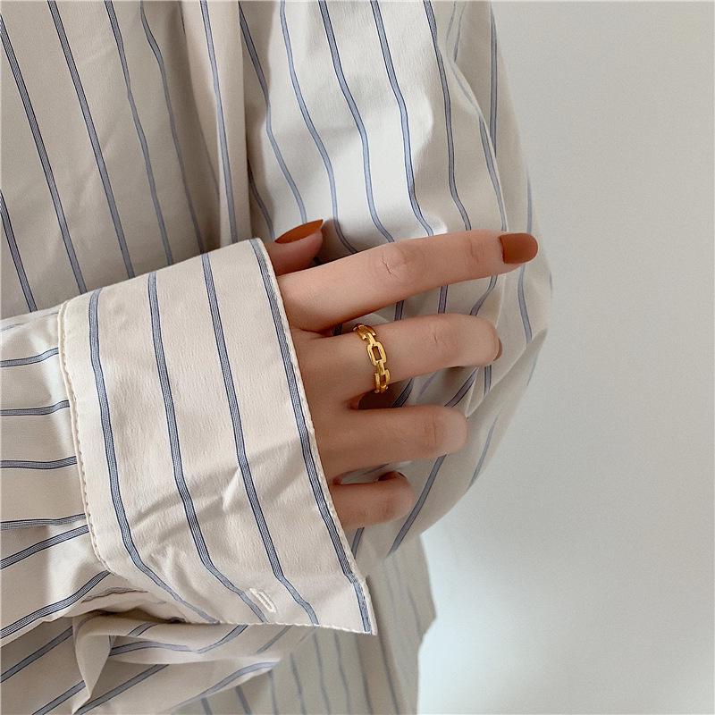 18K Gold Retro Titanium Steel Hollow Chain Ring for Women - Fashionable European American Style