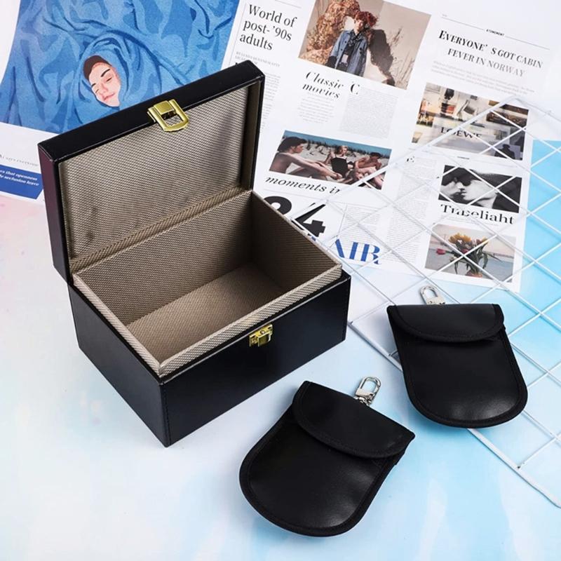 Car Key Signal Blocker Bag Box Set Keys Pouch Stylish Shielding Bag RFID Anti-Theft for Phone and Keys