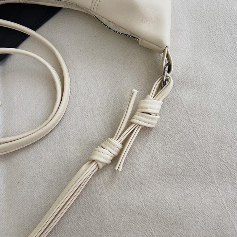 Yogodlns Fransk Croissantveske Chic Mote Sølv Crossbody-veske Retro PU Mini Boulogne Håndveske Casual Søt Skulderveske