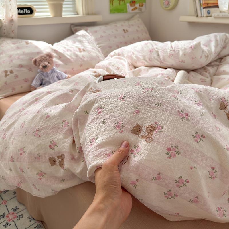 Class A super soft double yarn four-piece set printing fashion kapok small floral student dormitory bed three-piece set