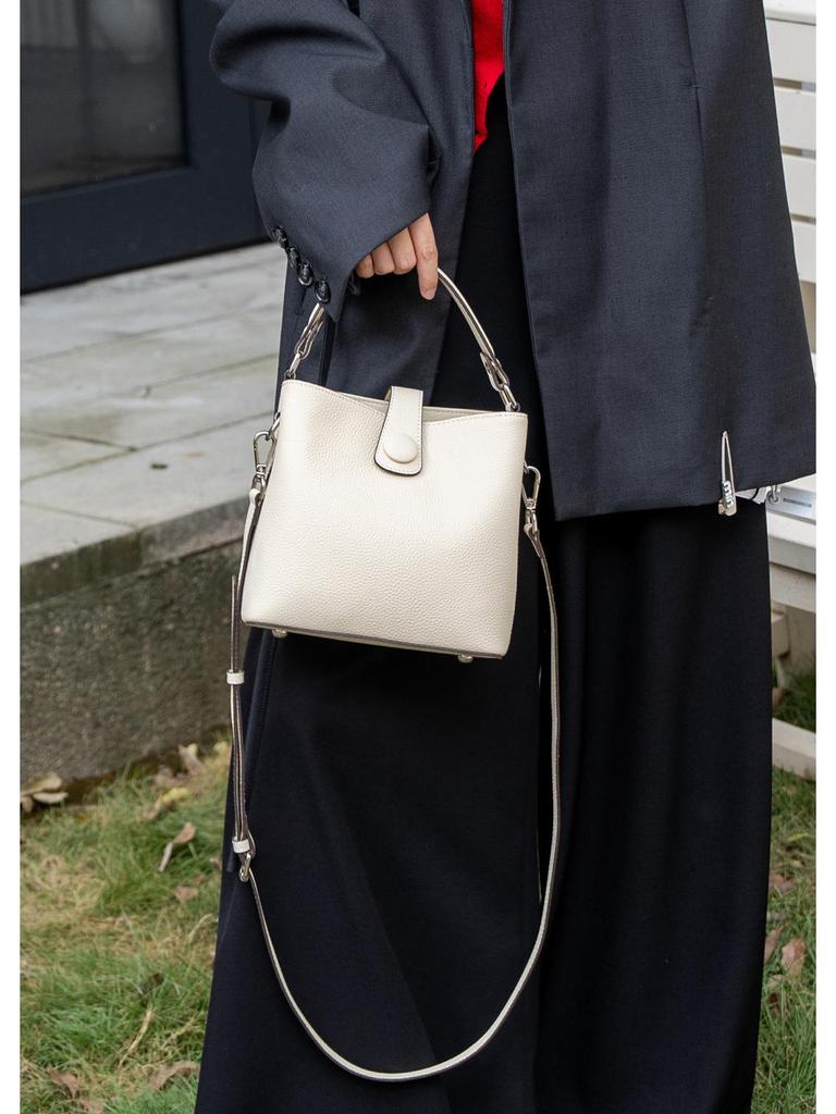 Women's Genuine Leather Bucket Bag - High-End Cowhide Crossbody & Shoulder Bag for Autumn 2025
