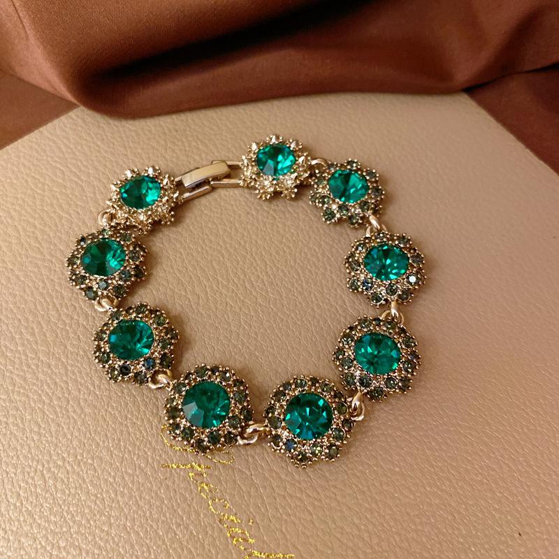 Classic Middle Design Women Girls Palace Luxury Crystal Necklace Earrings Vintage Lady Gorgeous Chains Choker Jewelry Gift