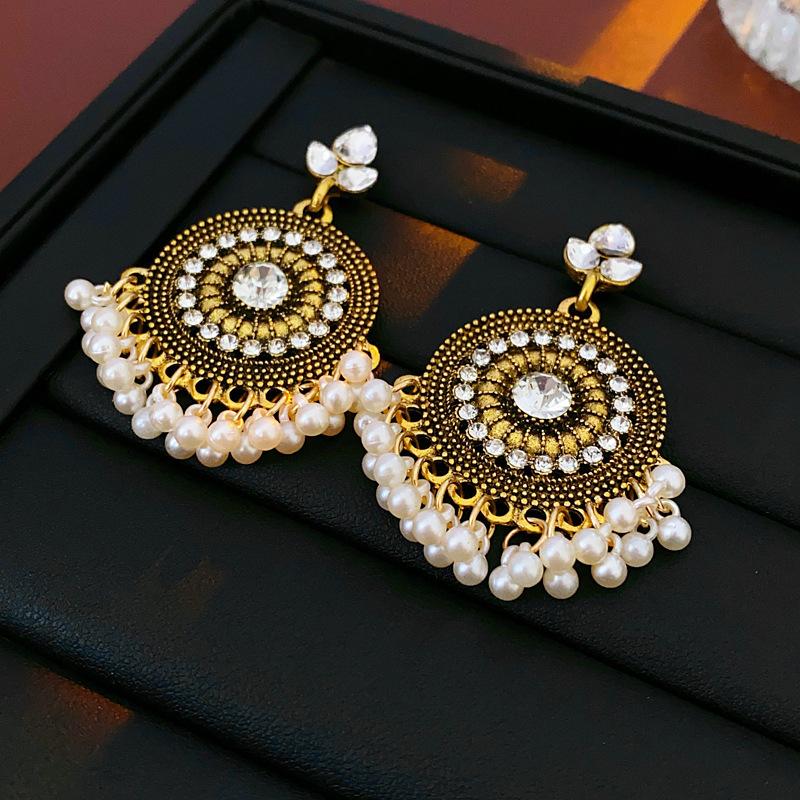European and American retro metal fringed earrings light luxury high-end temperament earrings niche design long earrings women