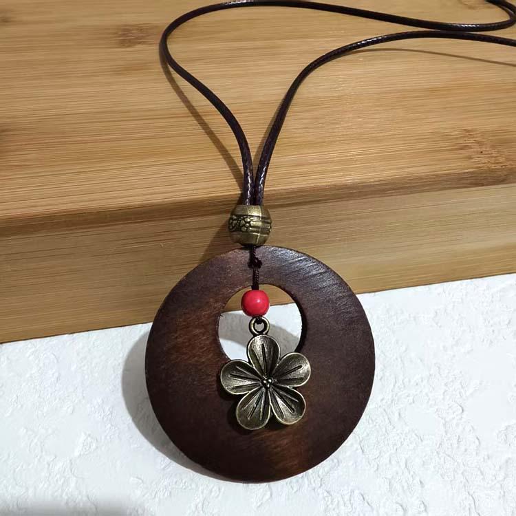 Retro Leather Rope Necklace with Wooden Alloy Pendant for Cotton and Linen Sweaters