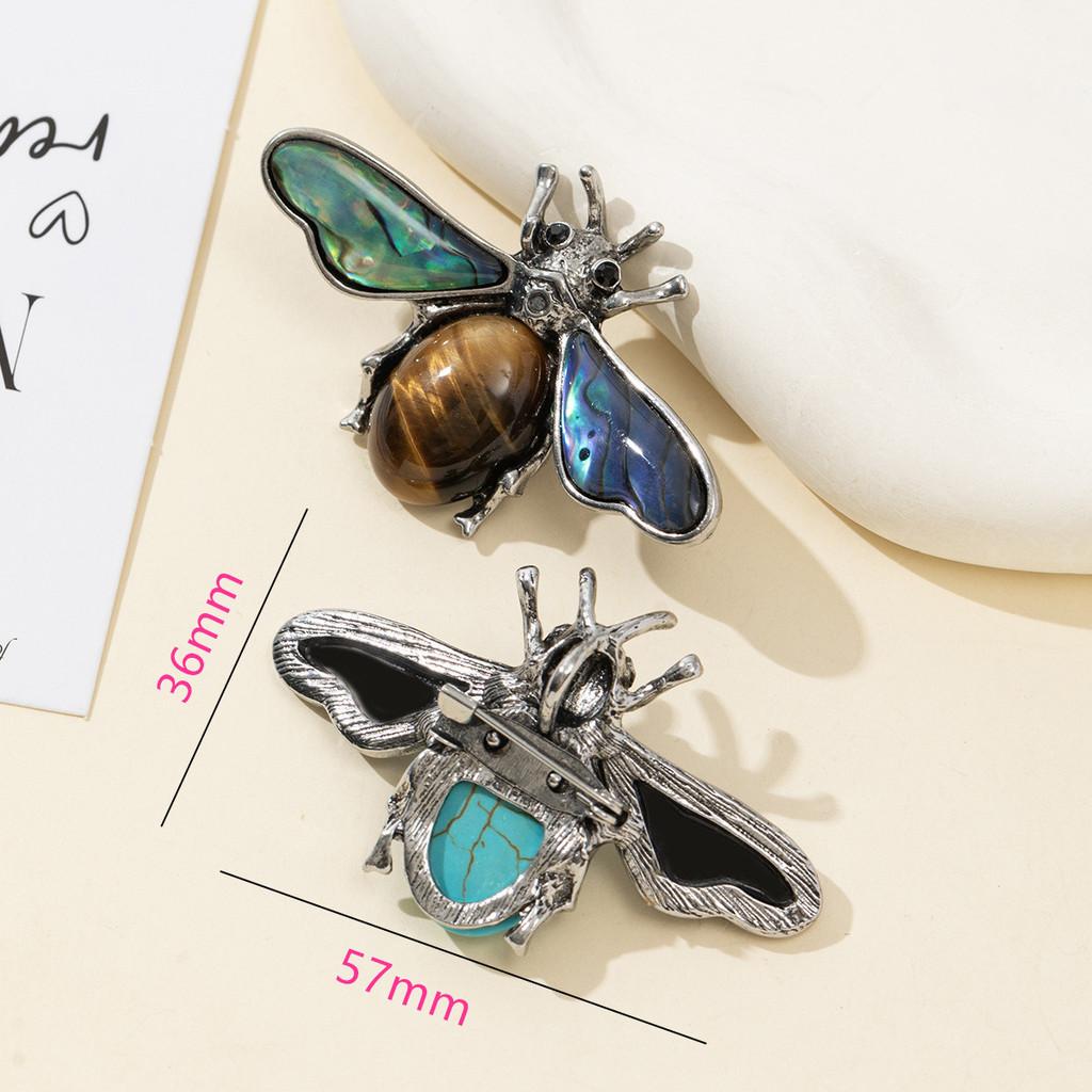 Fashion Brooch Pin With Shell And Stone For Elegant Clothing Accessory Gift