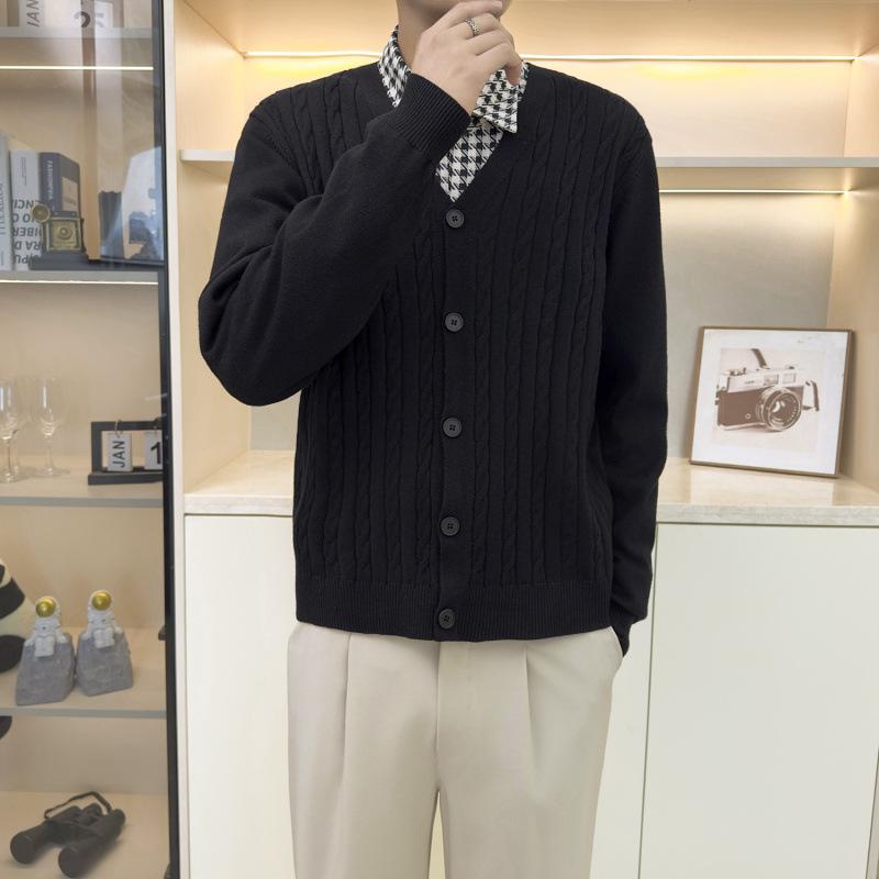 Light Luxury V-neck Knit Cardigan for Teens - Spring & Autumn Style
