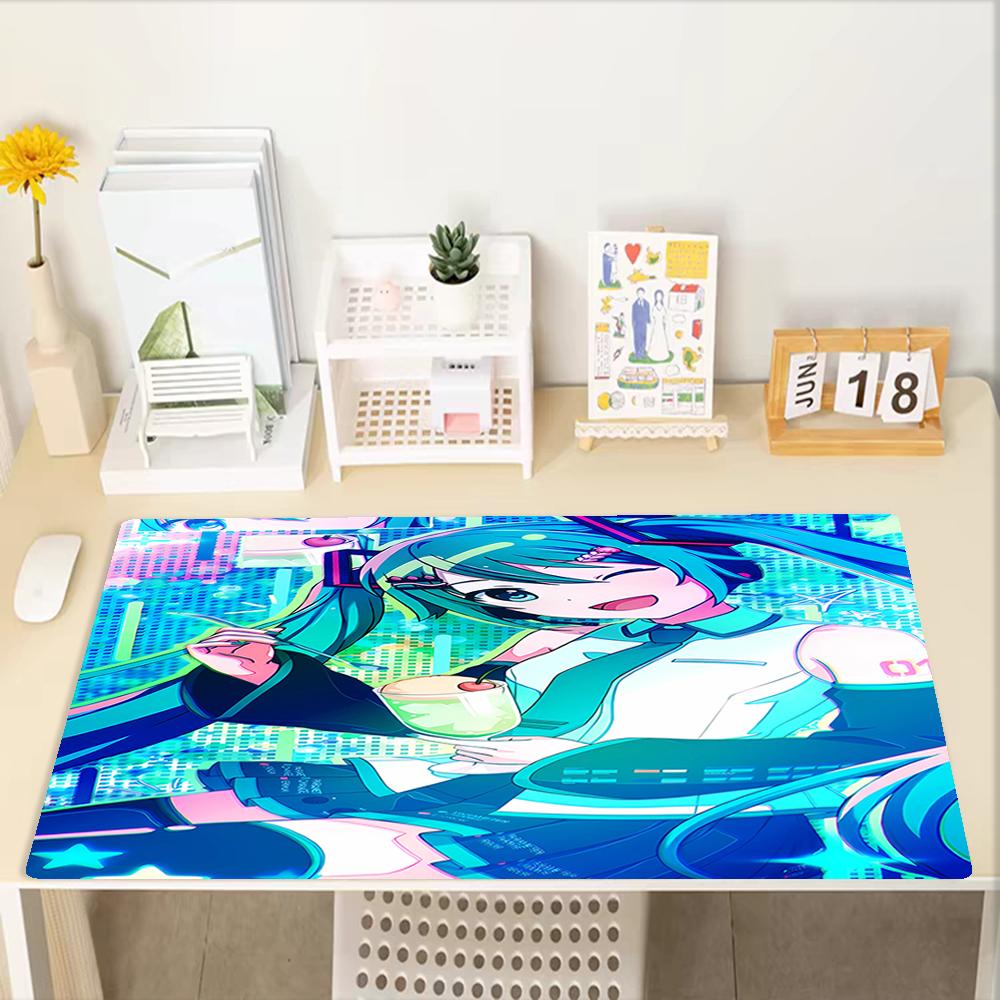 Hatsune Miku Theme Mouse Pad, Non Slip Rubber Base, Multifunctional Office & Home Decor, Perfect for Workspace Personalization.
