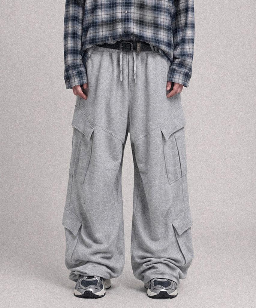 NOT4NERD Diagonal Panel Dart Cargo Sweat Pants - Gray