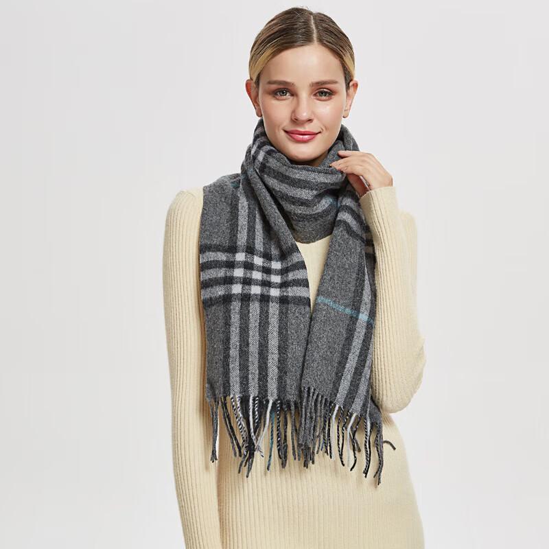 Hengyuanxiang Wool Scarf