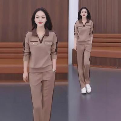 2024 Women's Casual Fashion Sweater Suit: Early Autumn Lapel Two-Piece for a Youthful Look