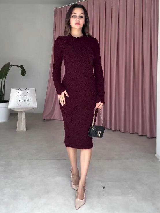 2025 Autumn Slimming Pleated Waist Dress - Elegant Tight-Fit Fashion